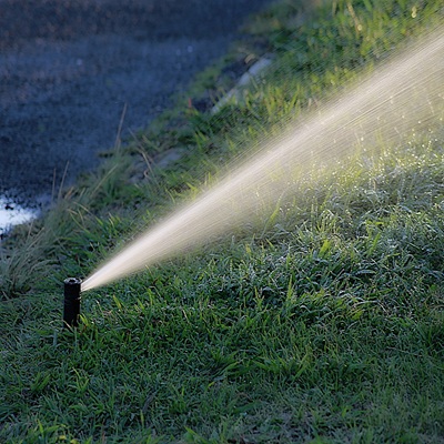 Ventilazione meccanica controllata 4 Rubinetto di irrigazione di un prato